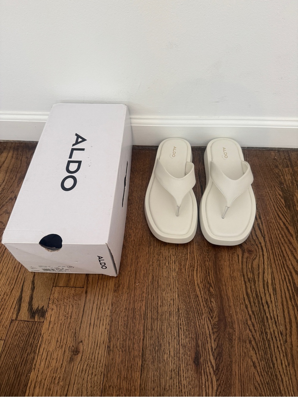 ALDO White Grettle Platform Flip Flop Sandals